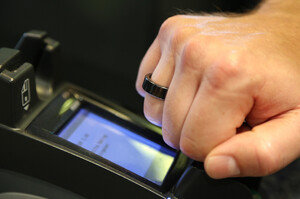 Infineon-security-chips-enable-world’s-first-NFC-payment-ring.jpg