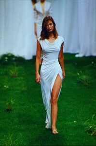 937090226_ungaro-ss-1999(1).thumb.jpg.a0983d60e558fa76bee4a5ab98eea1a4.jpg