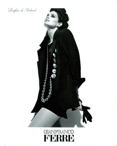 Barbieri_Gianfranco_Ferre_Spring_Summer_1991_14.thumb.png.b41d95d114ee45063370a63af8bd6906.png