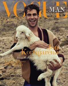 Vogue_Man_Kortajarena.thumb.jpg.9e627ab837c87a953c7c2e275fff2bc2.jpg