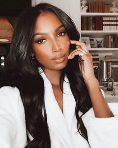 jastookes_74636021_165818227867398_8563639177361521220_n.jpg