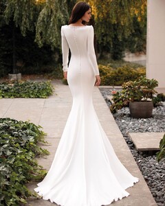 pronovias_73480702_112759009987783_6458405564117995706_n.jpg