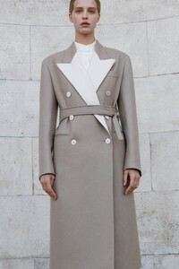 00001-SALVATORE-FERRAGAMO-Details-Pre-Fall-2020.thumb.jpg.58b9543b30335e2dd14c52f9fd7c831b.jpg