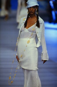 1430199039_chloe-ss-1993(6).thumb.jpg.e93874dacbe07c531ff8e074fe363d8c.jpg