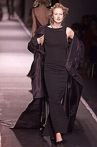 1628966080_gaultier-spring(3).thumb.jpg.4814bb5ee7a7cdcd9f7f9ce11a50c47b.jpg