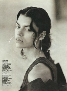 1987662659_elleitalia1994.thumb.jpg.55a7fb102807f4e754617d1143dca269.jpg