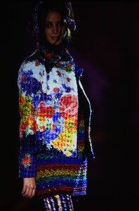 2086641688_versace-hc-fw-1993(13).thumb.jpg.6992f9efc0fb00b441f4fab022dc79cc.jpg