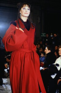 609652139_JeanPaulGaultier1994Fall(11).thumb.jpg.a5fdeba32cf4d737c4e5340c955d1912.jpg