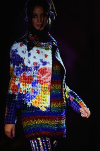 79235339_versace-hc-fw-1993(1).thumb.jpg.b70cd9ebcf6b7fc992f01b5e4568a455.jpg