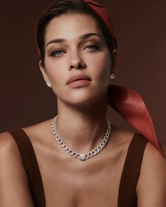 Ana-Beatriz-Barros-Danelian-Diamond-Club-Campaign03.jpg