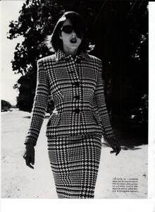 EH_Comte_Vogue_Italia_September_1995_05.thumb.jpg.ce7348e156179b2120fbd461213f54b8.jpg