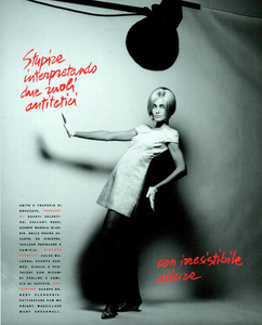 Una-Donna-Demarchelier-Vogue-Italia-March-1991-12.thumb.png.346661dedfb168521673ee98f8d10402.png