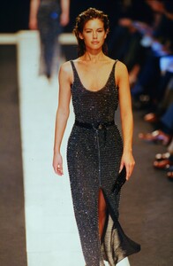 giorgio-armani-fw-1997.thumb.jpg.47a9c48b9c8eaf315dcd45f7095a28fa.jpg