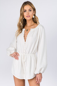 0005129_front-button-detail-lantern-sleeve-romper.jpeg