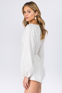 0005131_front-button-detail-lantern-sleeve-romper.jpeg