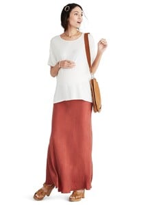 04_AURELLA_TOP-IVORY_LUCIE_SKIRT-JASPER_051.jpg