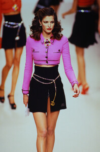 1144267006_chanel-ss-1995(3).thumb.jpg.3d66d95aad6f1bdde34b1aedd14f6cf8.jpg