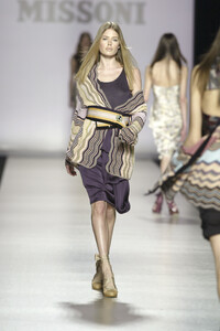 1167114093_Missoni2005WomenRTW57.thumb.jpg.4e2305fbe966ae6d04cc3be10bda0680.jpg