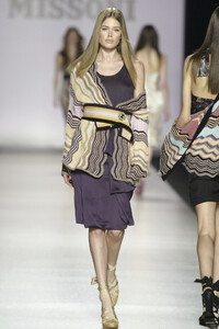 1349596714_Missoni2005WomenRTW58.thumb.jpg.32c7638391fef487d088009527ccc930.jpg