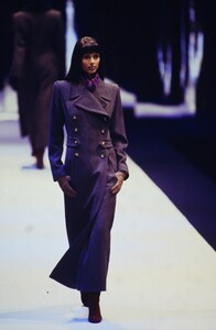 1465344027_herve-leger-fw-1997(27).thumb.jpg.14f9a065f7f49baf7785a2475908094f.jpg