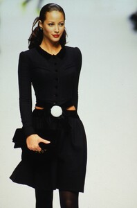 1876333837_chanel-hc-fw-1994(9).thumb.jpg.446a0aa9c6c5502e78b8a66bb34ba2ca.jpg