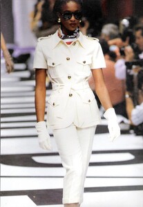 MOSCHINO P-V 89.jpg