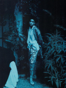 Lindbergh_Vogue_Italia_June_1985_06.thumb.png.94a5f531e0f449e46b856969c4242eb1.png