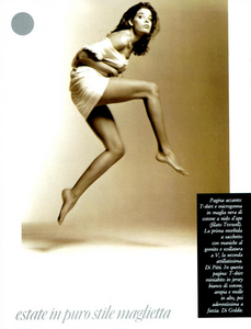 Meisel_Vogue_Italia_June_1985_04.thumb.png.abcdbf8a29f996e158c05f4104ce1b81.png