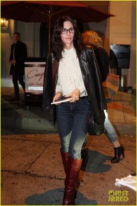 courteney-cox-craigs-dinner-friends-03.jpg