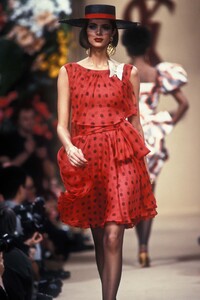 stewart1992ss-yves-saint-laurent-hc-1992-2.jpg.f0ac51c26bed36a00e09930e906aa5f9.jpg