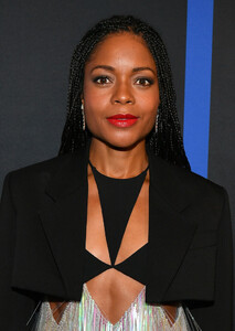 Naomie+Harris+Black+Blue+fhuiwTVtAy7x.jpg