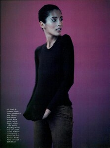 ARCHIVIO - Vogue Italia (March 1997) - Milano News - 018.jpg