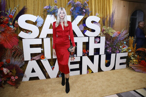 Devon+Windsor+L+Avenue+Saks+Celebrates+First+rtefFNhTkE3x.jpg