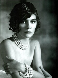 ARCHIVIO - Vogue Italia (April 2008) - Audrey Tautou - 008.jpg