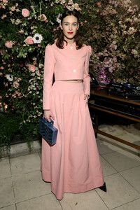 Alexa+Chung+Net+Porter+x+Next+Fashion+Launch+j10wmdhRV7mx.jpg