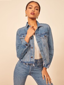 80s-structured-denim-jacket-vintage_wash-1.thumb.jpg.74283b193d2c7a04bcbd5c726ab10041.jpg