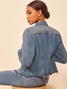 80s-structured-denim-jacket-vintage_wash-2.thumb.jpg.87285679c785f30decc1c503153b40ca.jpg