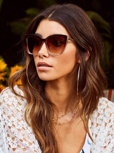 Sunglasses2020-JSC_SPRING20_EDITORIAL_SHOT_01_0179.jpg