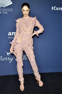 coco-rocha-amfar-gala-2020-benefit-for-aids-research-0.jpg