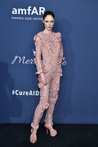 coco-rocha-amfar-gala-2020-benefit-for-aids-research-7.jpg