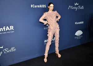 coco-rocha-amfar-gala-2020-benefit-for-aids-research-8.jpg