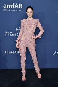 coco-rocha-amfar-gala-2020-benefit-for-aids-research-9.jpg