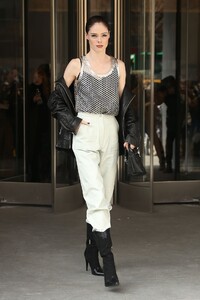 coco-rocha-longchamp-show-at-nyfw-02-08-2020-1.jpg