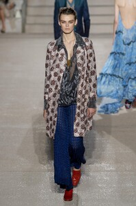 defile-missoni-printemps-ete-2020-milan-look-34.thumb.jpg.f1c596d64869d3ca59603f7c842f0194.jpg