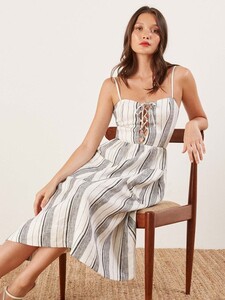 ellen-dress-louisiana_stripe-2.thumb.jpg.4222faee9bf6d0e6895b26833875a97d.jpg