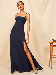 ingrid-dress-navy-2.thumb.jpg.a52b1e965e293d61732b712bab566661.jpg