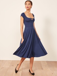 krista-dress-navy-2.thumb.jpg.e0c990956082f149498dc35327853b33.jpg