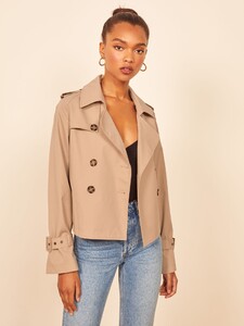 lafayette-jacket-camel-4.thumb.jpg.c3f4f8744a27dd98ca3db080755b2af8.jpg