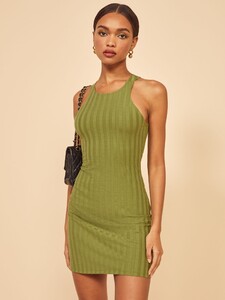 mel-dress-avocado-4.thumb.jpg.897d42c2b2c9d3404c3e2767311849e7.jpg