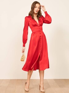 nicola-dress-cherry-1.thumb.jpg.b995af820f852afe4b09cfd733943e68.jpg